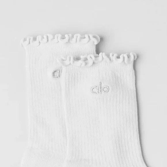 NWT Authentic ALO Yoga Women's Lettuce Edge Socks & Alo gift bag - Picture 12 of 13
